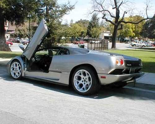 2001_lamborghini_diablo